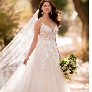 New Essence of Australia Modern Boho Gown D2363